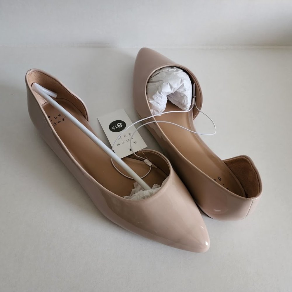 A New Day Nude Patent Flats NWT